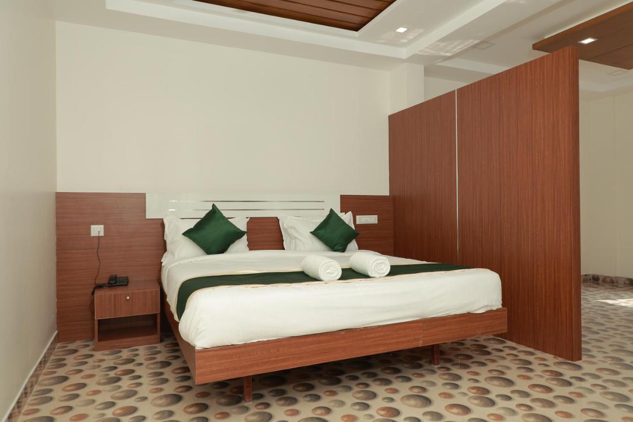 Отель Delano Residency Kaliyal Экстерьер фото