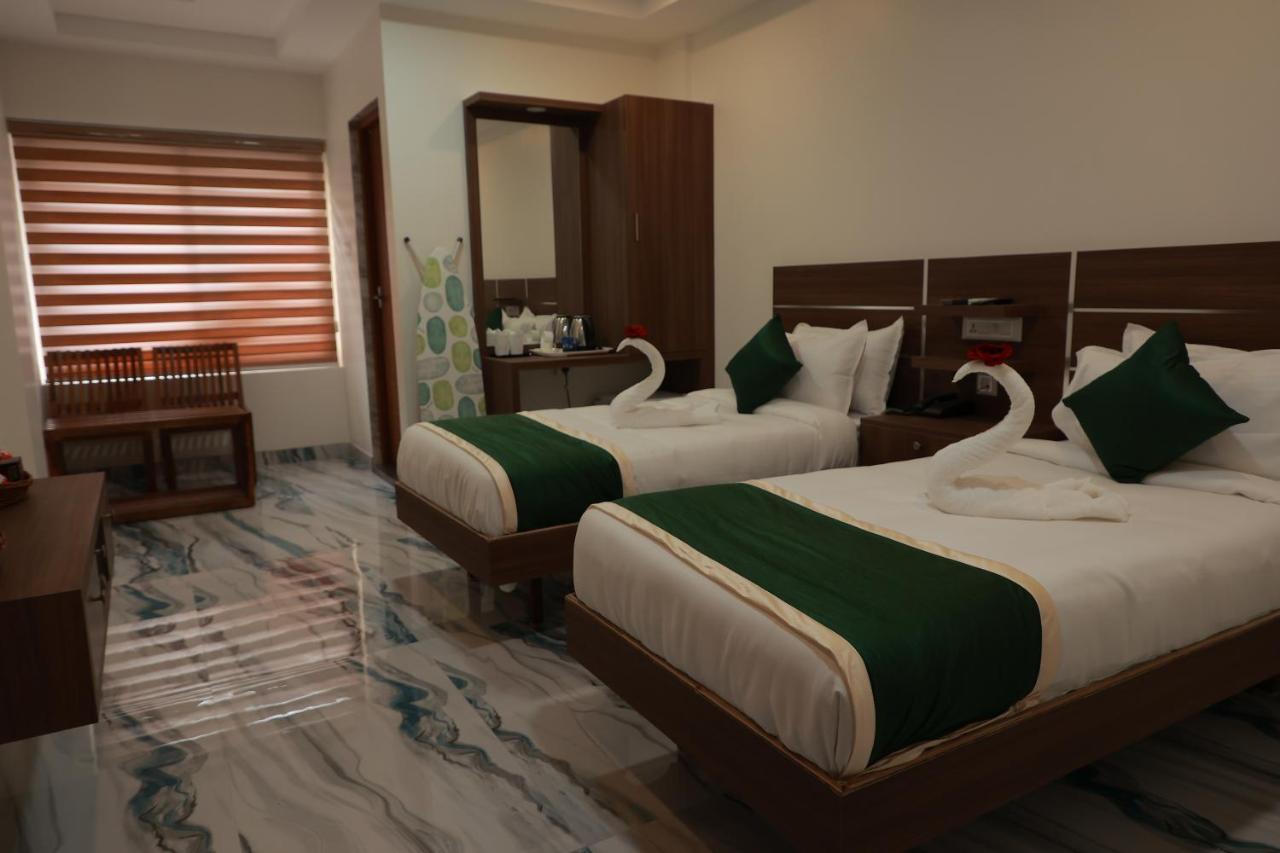 Отель Delano Residency Kaliyal Экстерьер фото